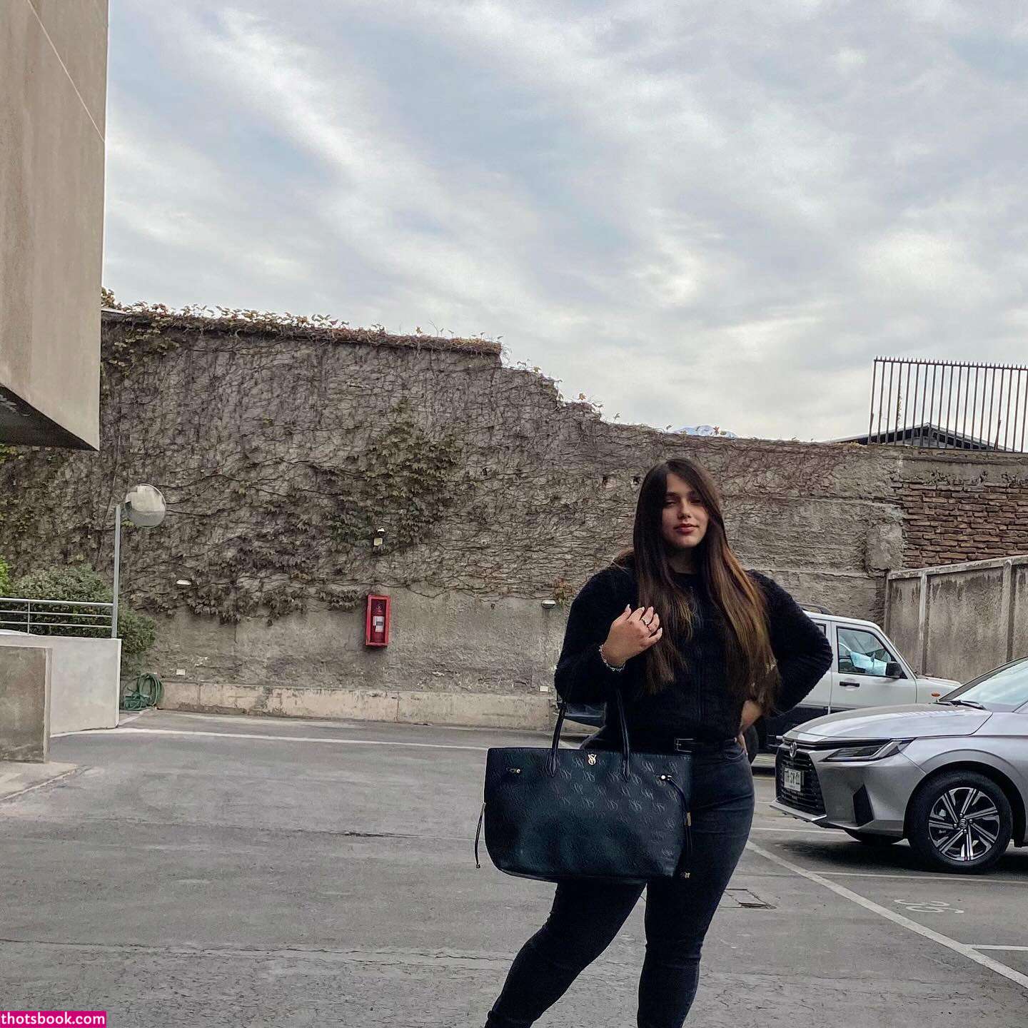 Vaisita Gellona Photo #29