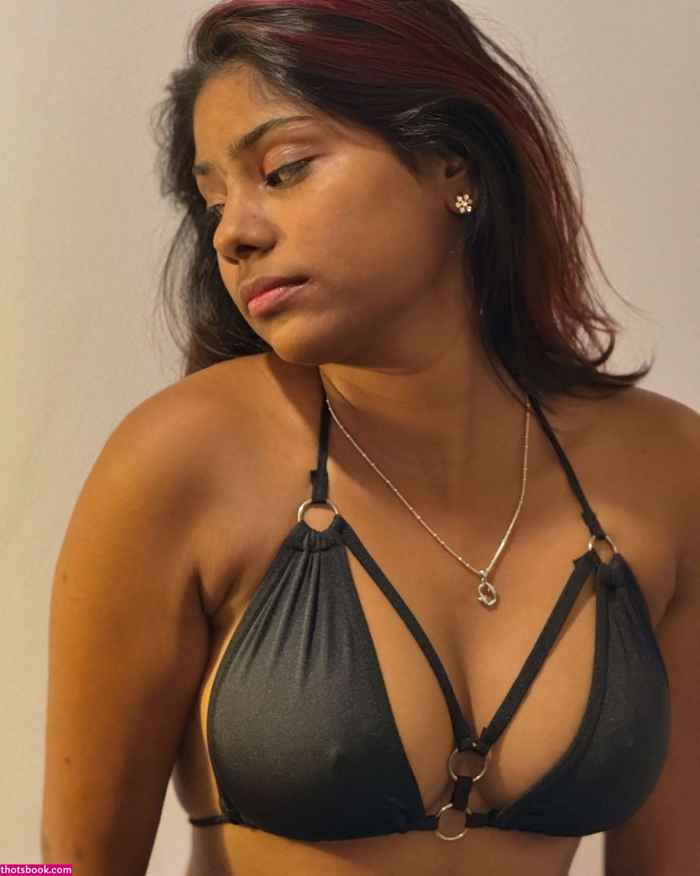 Aishwarya Vadivu Photo #11