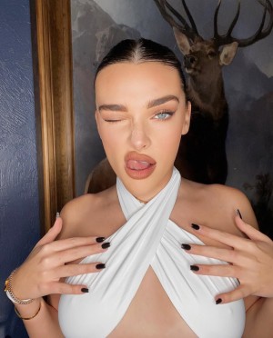 Kendall Vertes Photo #18