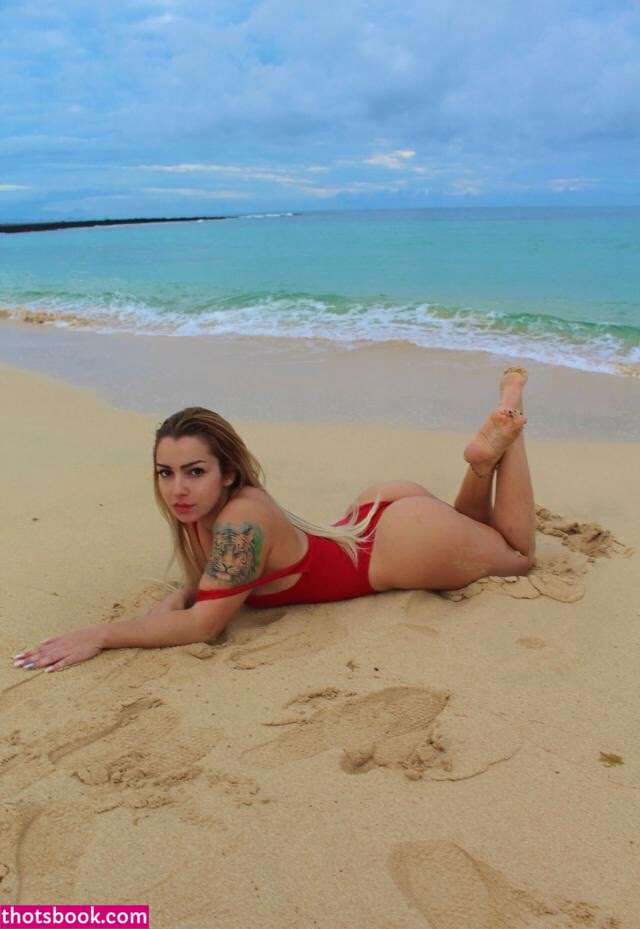 Lucia Aucelli Photo #13