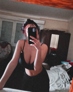 Manon Chrd Photo #36