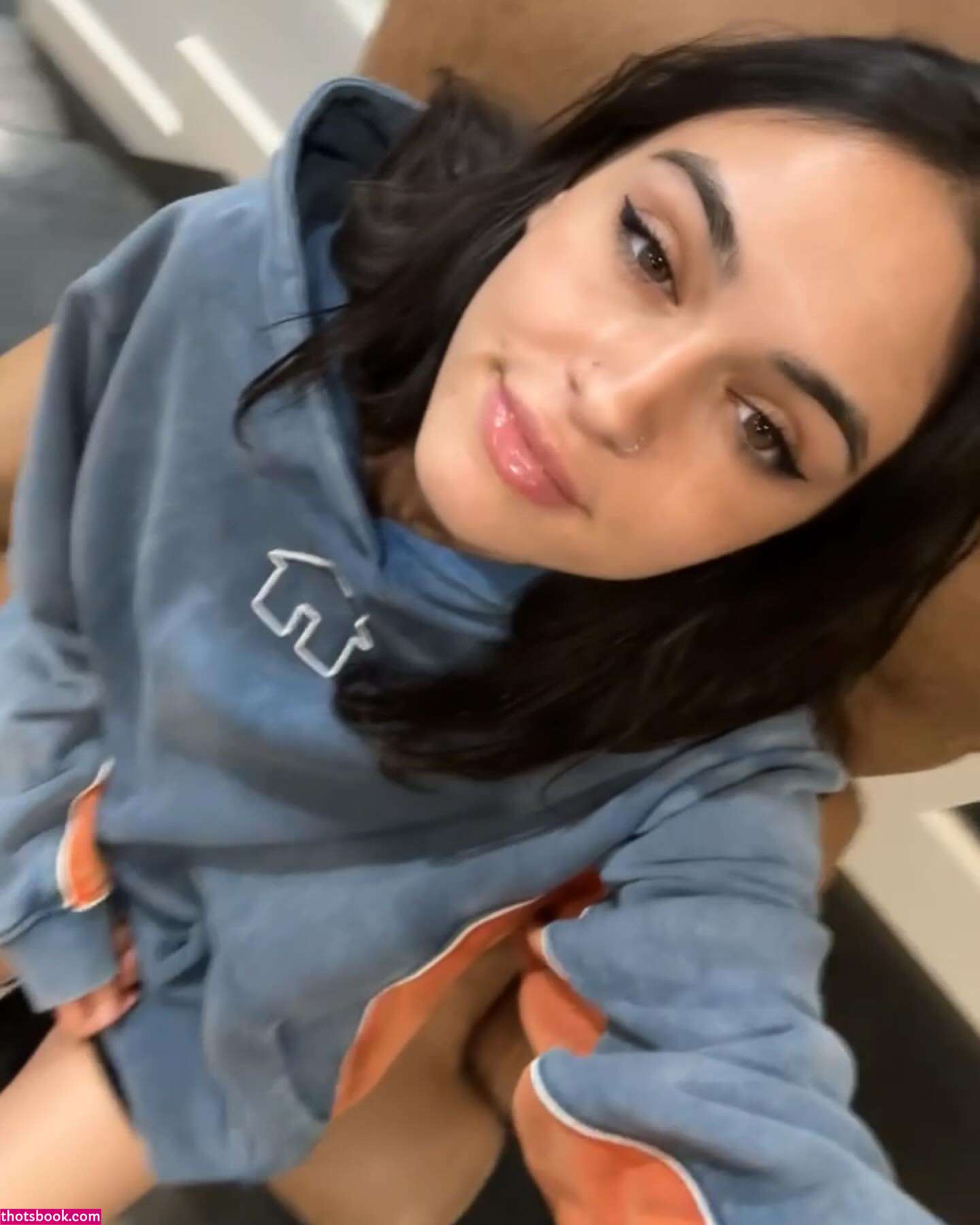 Court Ferris Photo #9