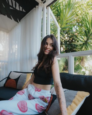 Court Ferris Photo #15