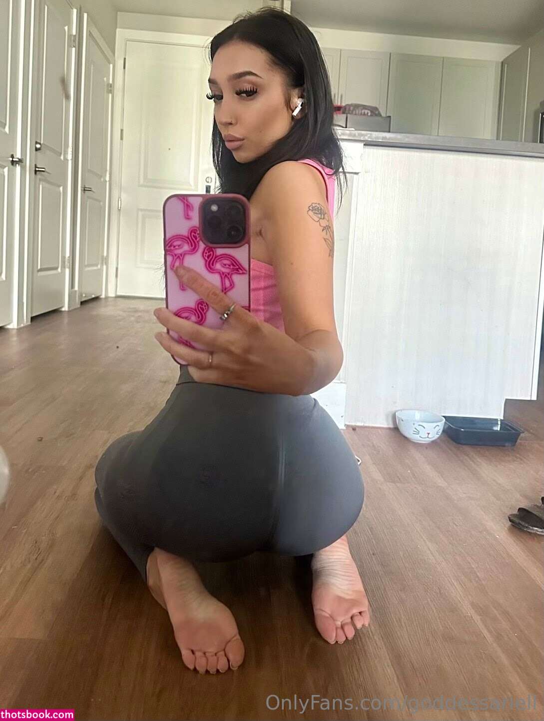 goddessariell Photo #16