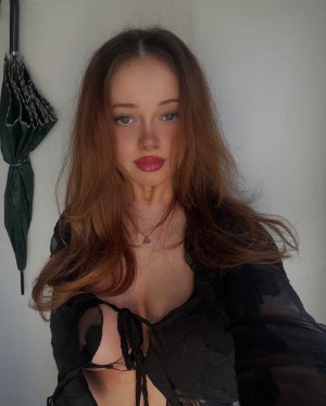 louiselaingx Photo #34