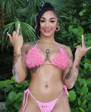 Maya B Photo #7