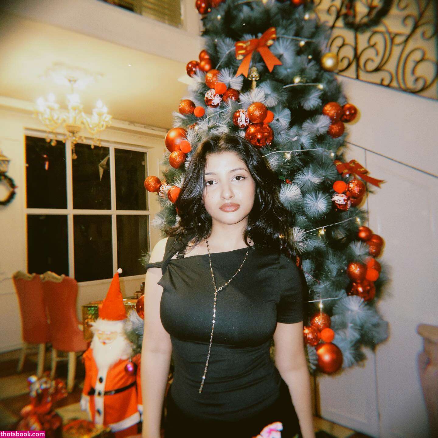 Rashi Singh Photo #13