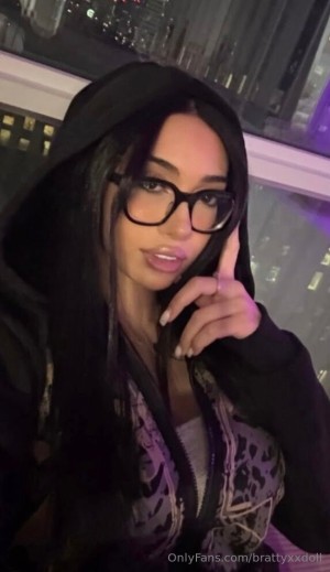 brattyxxdoll Photo #26