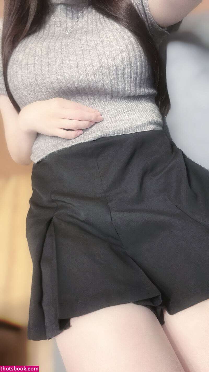 Hina Chomaru Photo #15