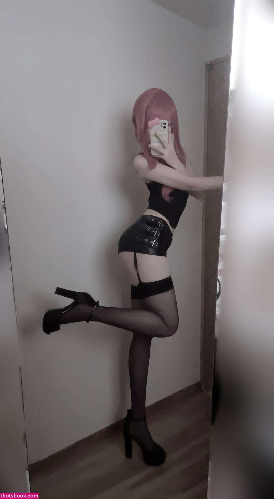 Loveyoukillyou Photo #24