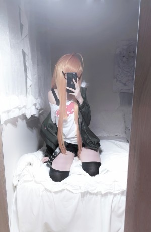 Loveyoukillyou Photo #18