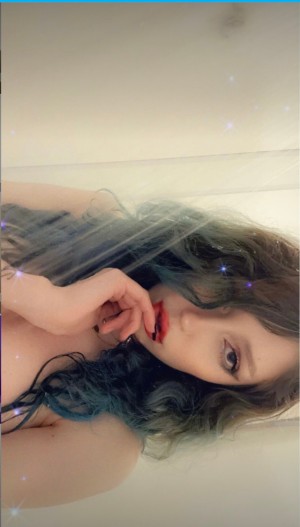 Karolinawhaley Photo #30