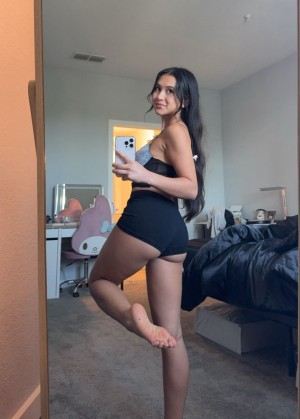 maneaterjade Photo #6