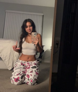 maneaterjade Photo #22