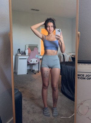 maneaterjade Photo #38