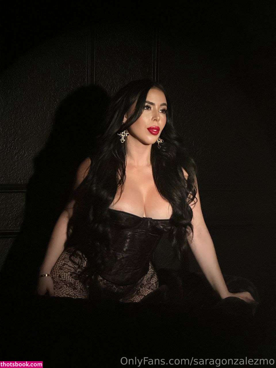 Sara Gonzales Photo #31