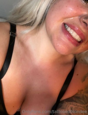 tattooedblondee Photo #15