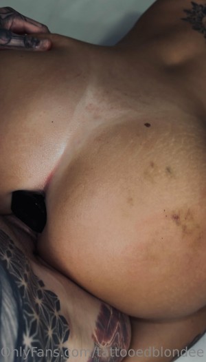 tattooedblondee Photo #25