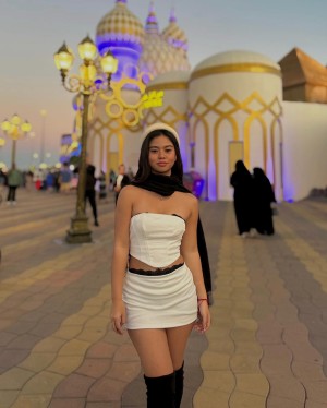 Izel Palacio Photo #34