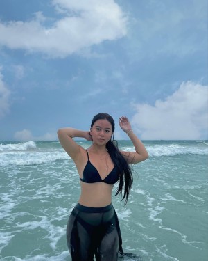 Izel Palacio Photo #37