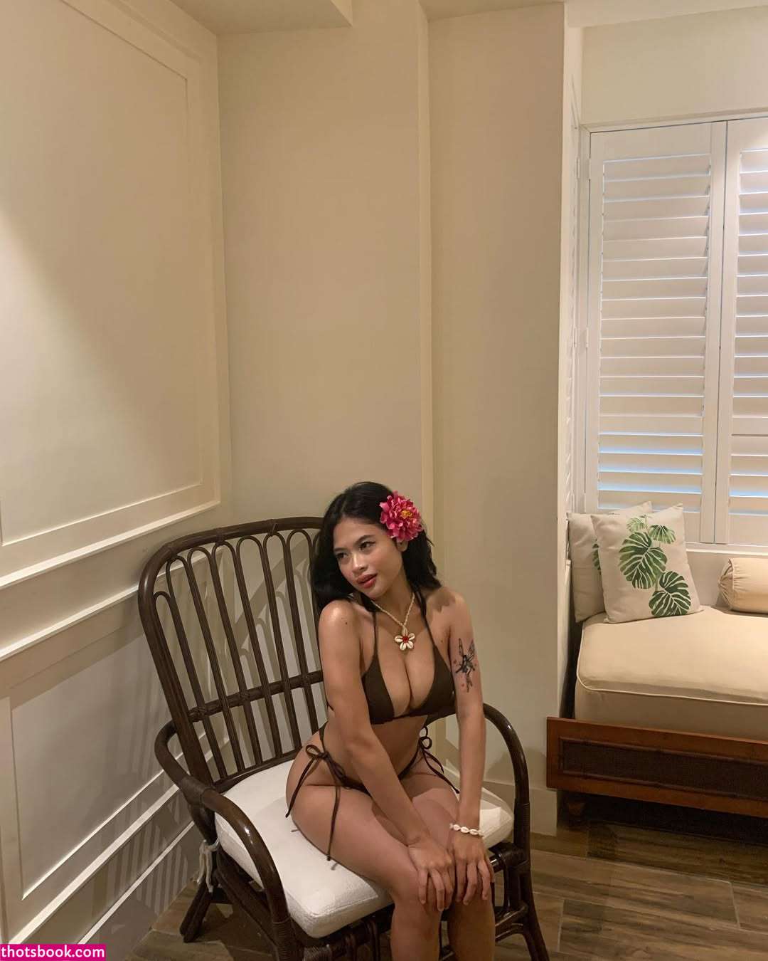 Kate Sanchez Photo #11