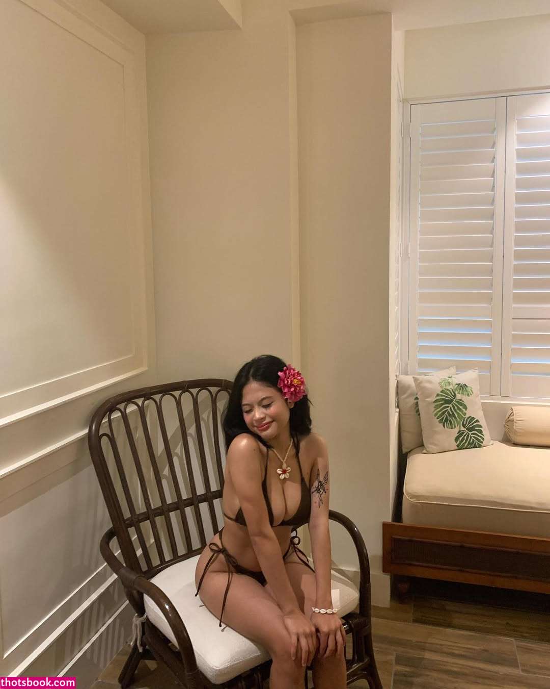 Kate Sanchez Photo #12