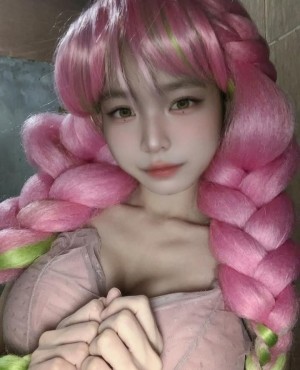 Shayri May Photo #30