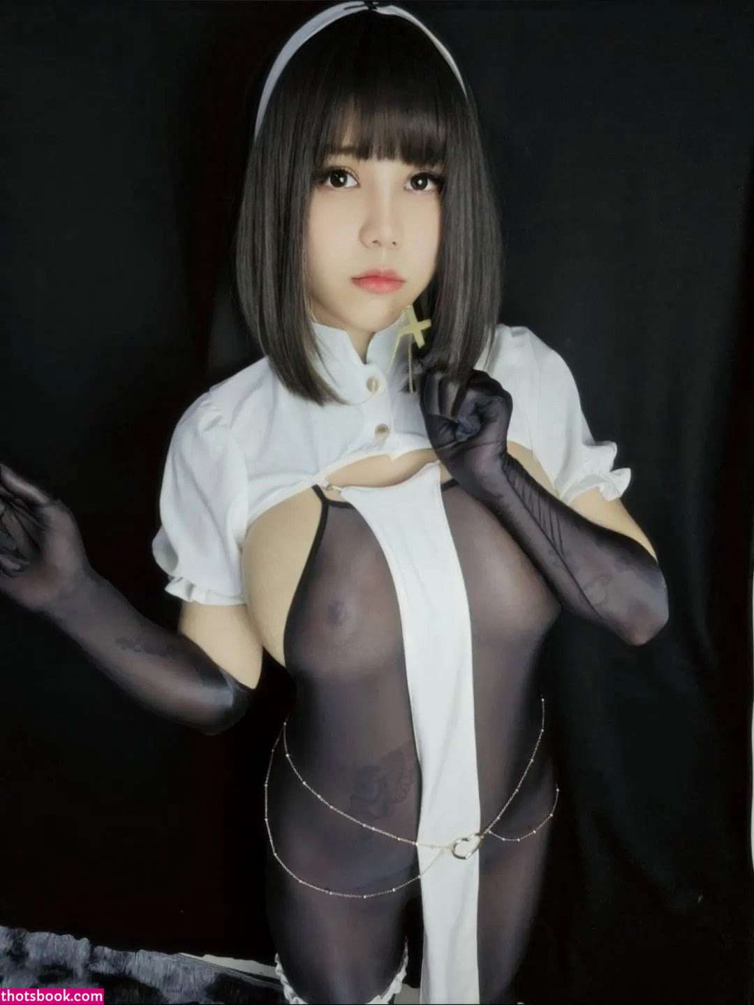 Snowice Cosplayer Photo #21