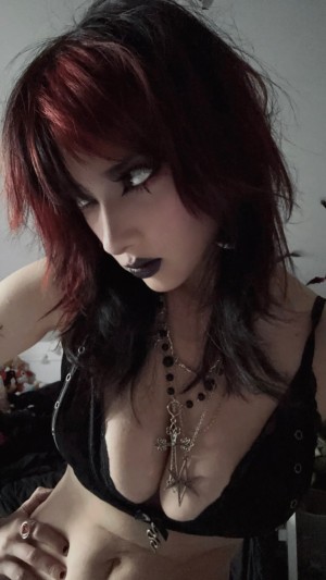 Vampyrisu Photo #28