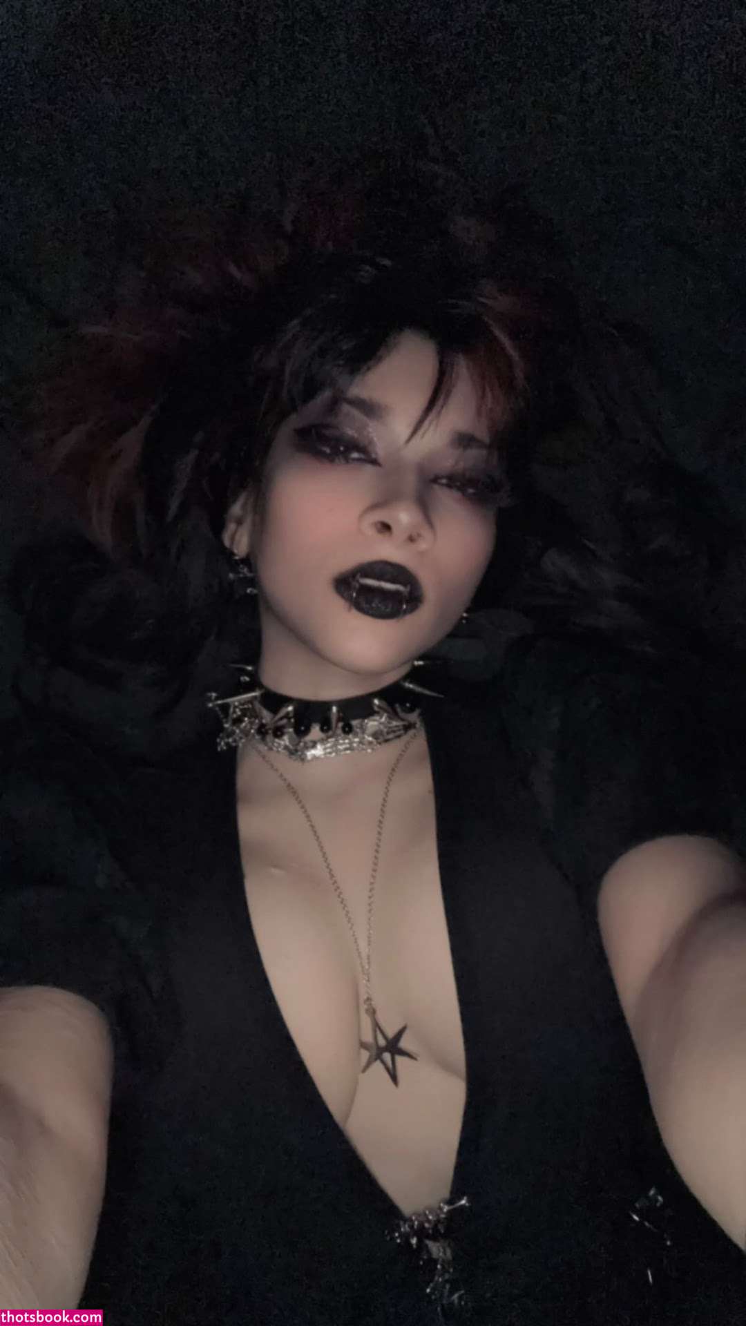 Vampyrisu Photo #39