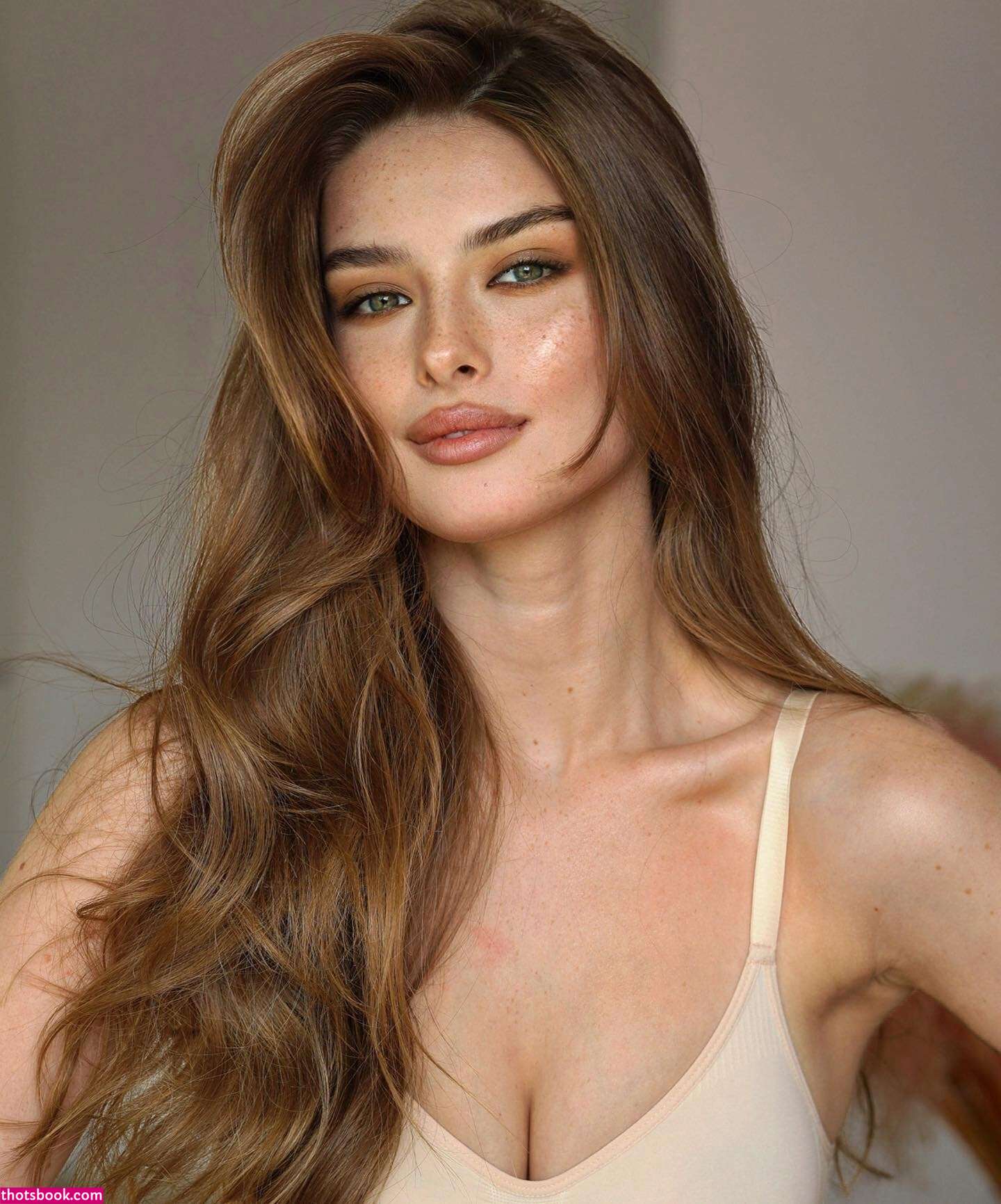 Eden Polani Photo #24