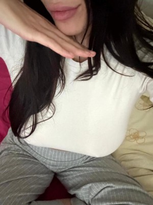 juliesparksvip Photo #8