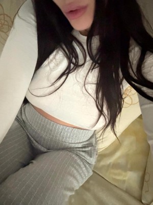 juliesparksvip Photo #9