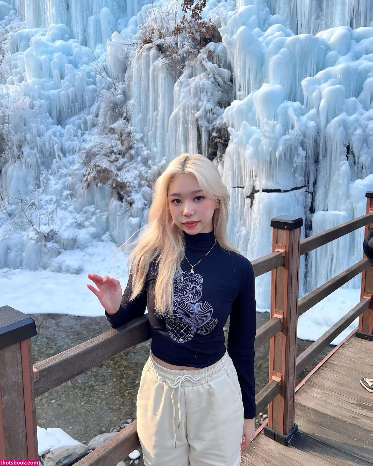 Anastasia Tong Photo #27