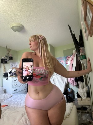 Boyeaterrr Photo #11