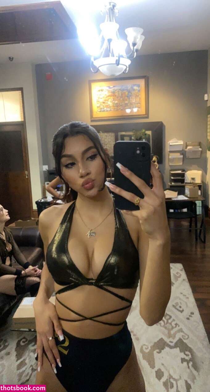 nishozoldyck Photo #1