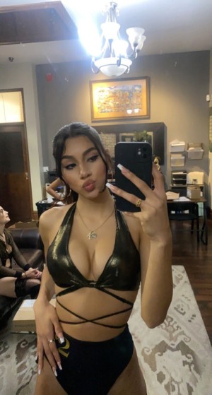 nishozoldyck Photo #1