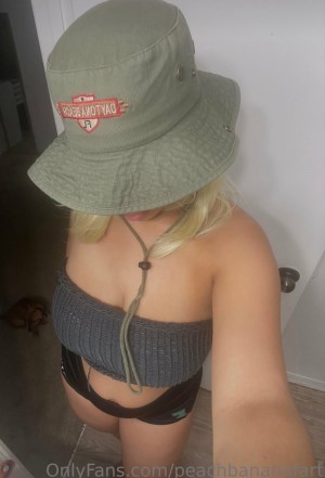 peachbananafart Photo #23