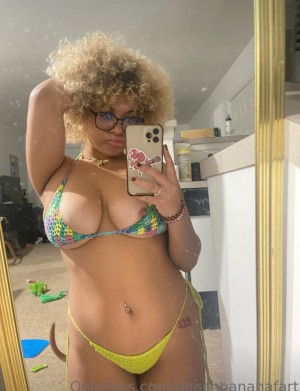 peachbananafart Photo #28