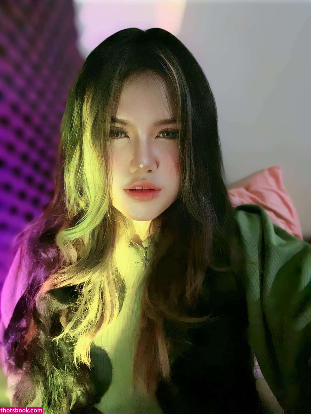 Charlotte Linlin Photo #22