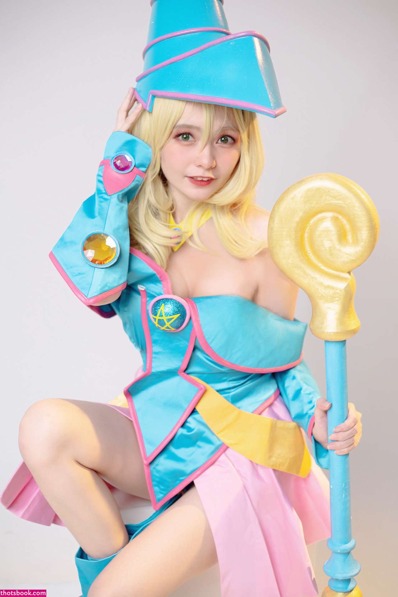 luckyeliee Photo #3