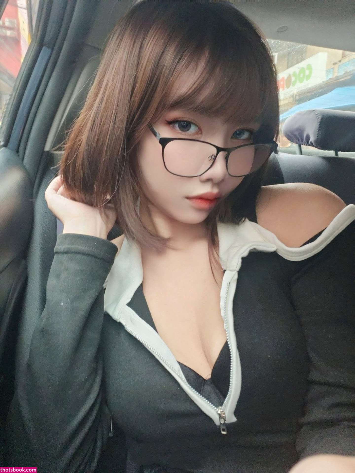 Miruusaki Photo #1