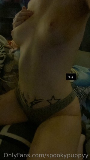 spookypuppyy Photo #30