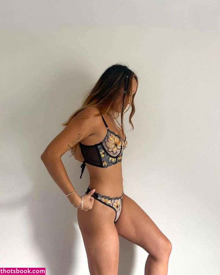 belnotbella Photo #27