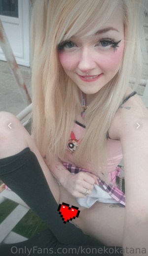 Koneko Katana Photo #5