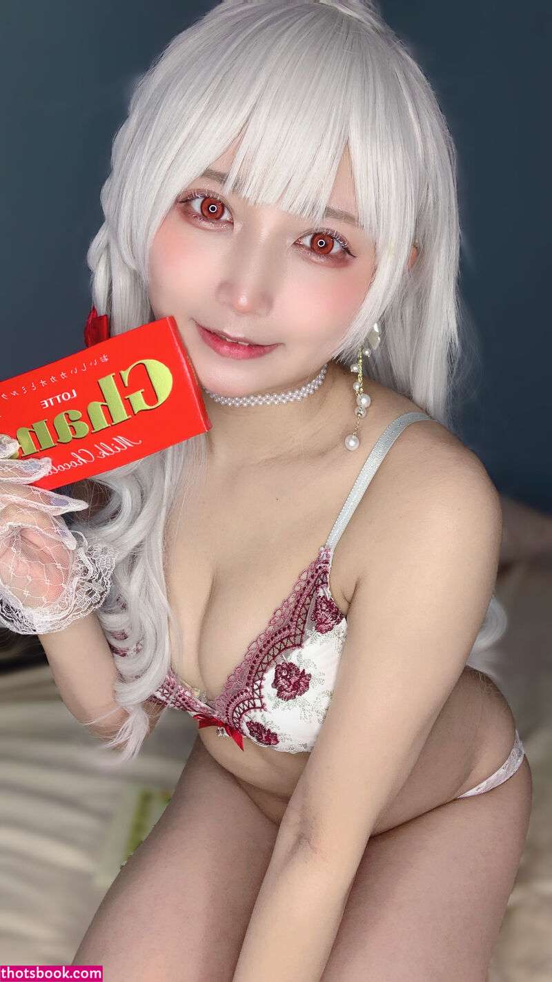 Yomicos0909 Photo #9