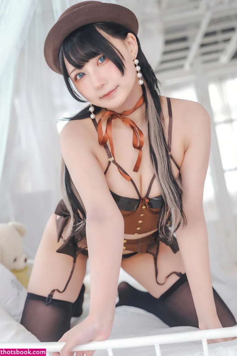 Yomicos0909 Photo #11