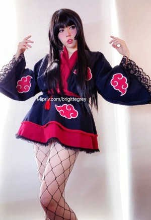 Brigitte Grey Photo #10