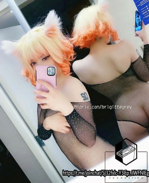 Brigitte Grey Photo #22