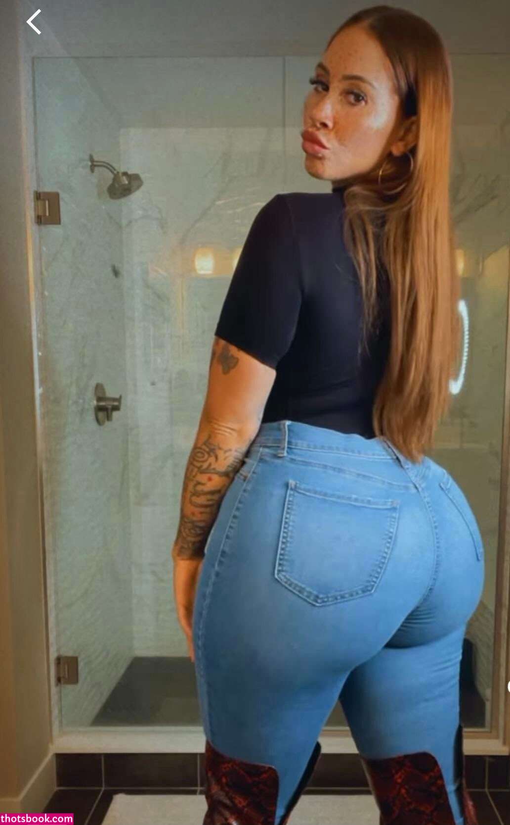 meganxdenise Photo #21